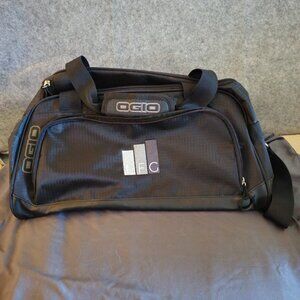 Ogio  Big Dome Duffle Bag/ Gym Bag - Black